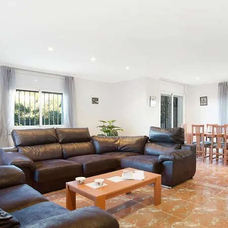 Villa Villa- Salu Lloret de Mar