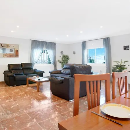 Villa Villa- Salu Lloret de Mar